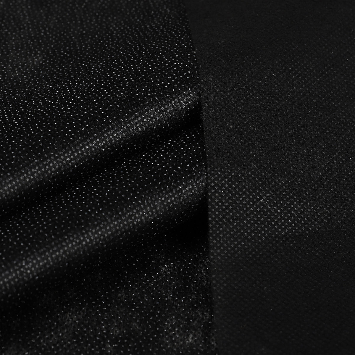 Флис KUBRO TEXTILE, клеевая точка PA, 40 г/м², цвет черный, ширина 90 см, рулон 100 м.