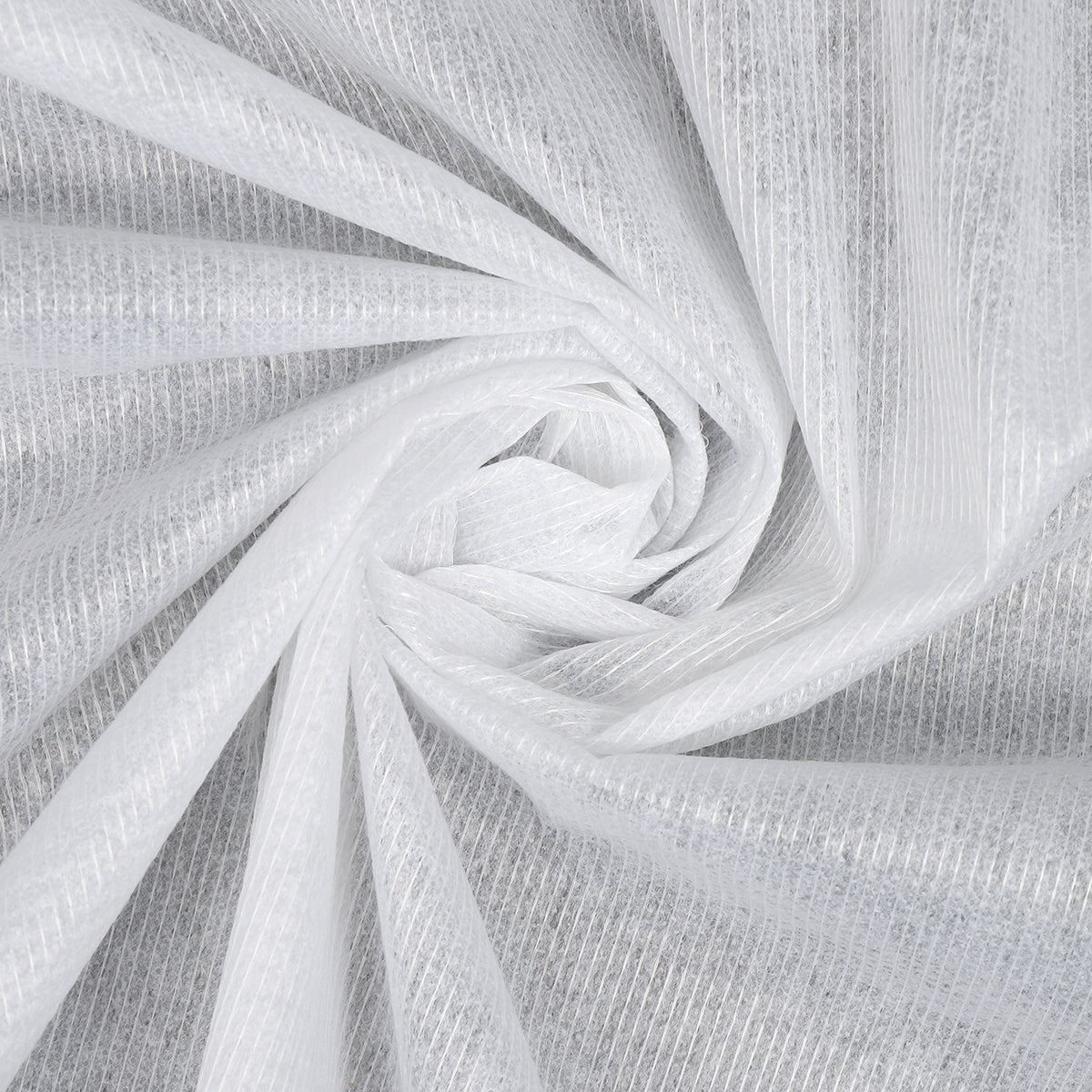 Нетканый материал KUBRO TEXTILE, точечная ПА-клеевая пропитка, прошит нитками, 44 г/м², цвет белый, ширина 90 см, рулон 100 м.