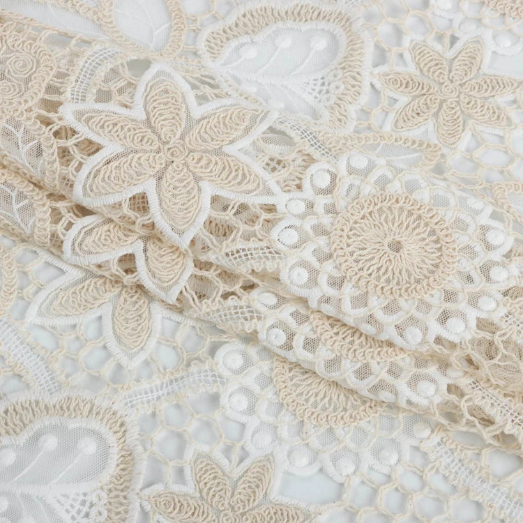 Янги каштадўзлик келин тўй пахта гипури оқ арқонли кашта тикилган дантеллар либослар учун матолар фонида