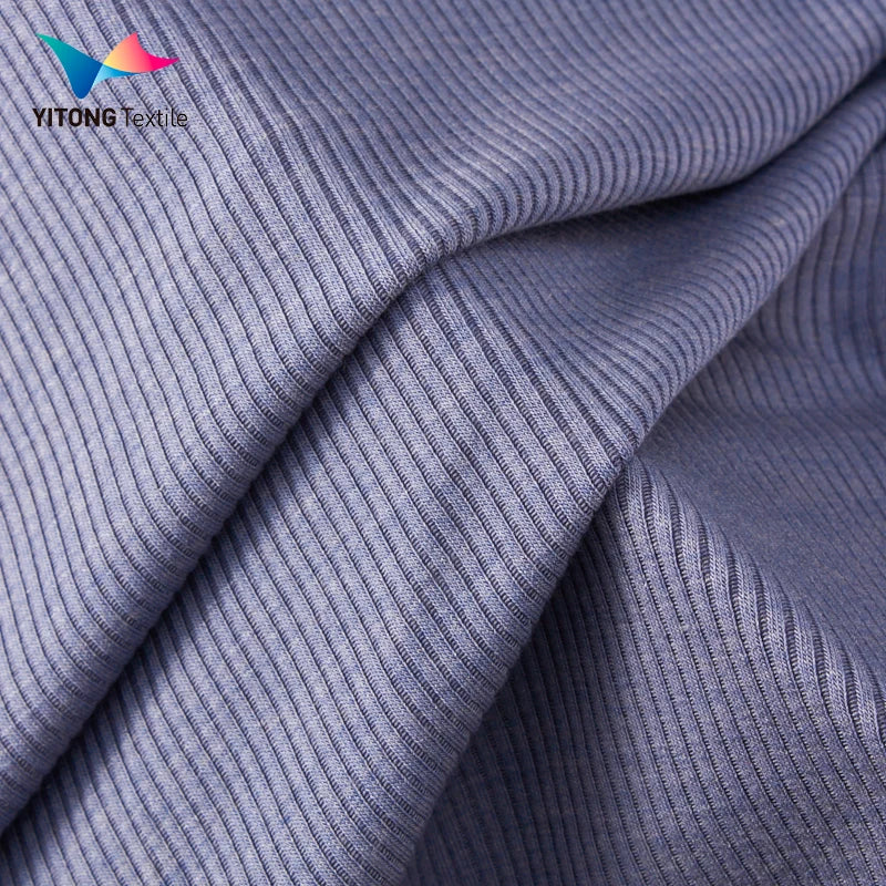 2025 йилги янги трикотаж мода матаси — 35% акрил, 24% вискоза, 34% полиэстер ва 7% спандекс аралашмасидан тўқилган. Юмшоқ, нафас оладиган ва чўзиладиган материал бўлиб, аёллар учун баланд ёқали базавий кийимларда ишлатиш учун идеал танлов