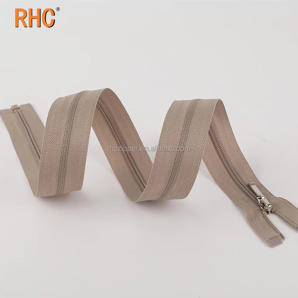 Заводдан тўғридан-тўғри етказиб бериладиган 3# нейлон замок — очиқ турдаги пластик фермур (кийим ва куртка аксессуарлари учун)