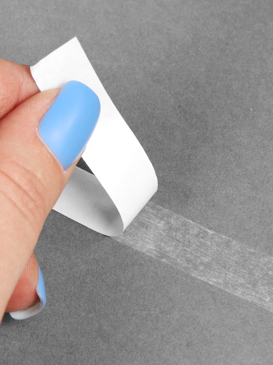 "KUBRO TEXTILE" бренди остида ишлаб чиқарилган икки томонлама ёпишқоқ трансфер лента, кенглиги 12 мм, индивидуал қадоқда мавжуд