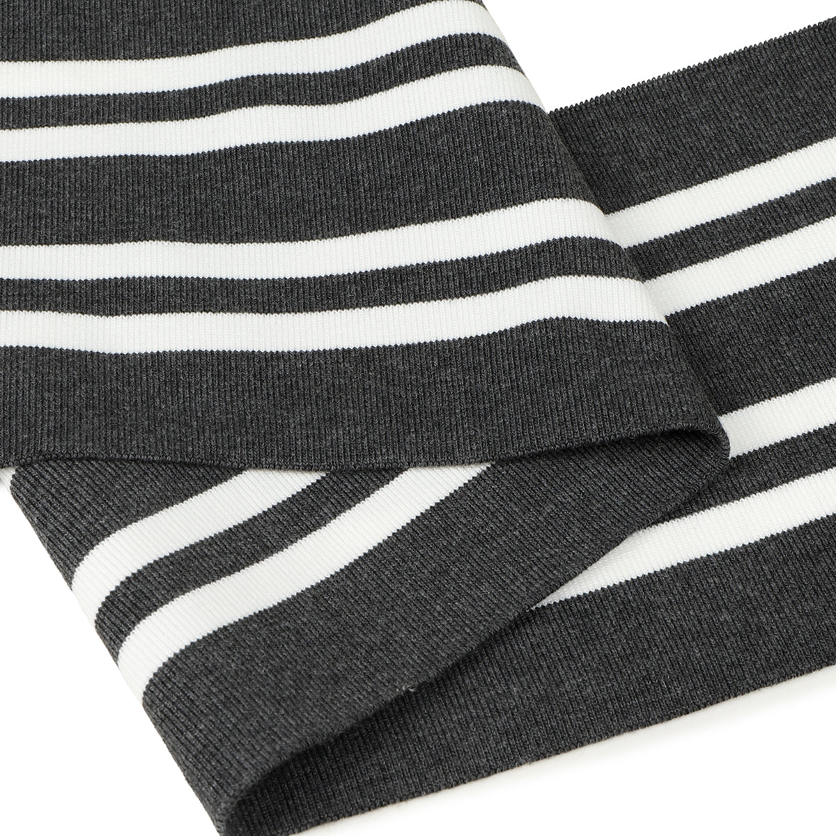 Қулранг рангдаги чизиқли трикотажли манжет-подвяз