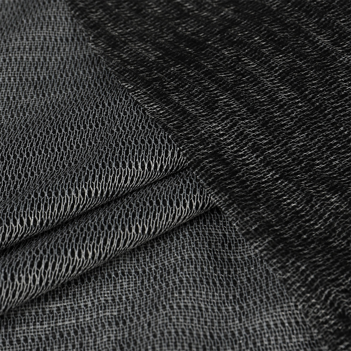Дублерин KUBRO TEXTILE трикотажный, 80г/м², 132 TD/BK черного цвета, ширина 150см, рулон 100м.