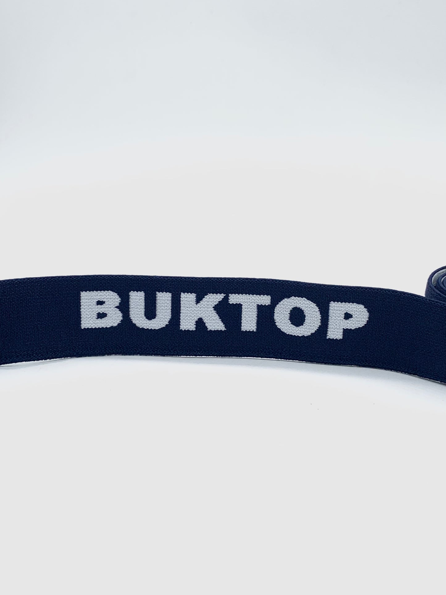 Резинка Boxer, Buktop