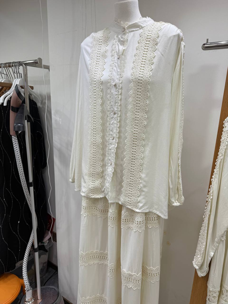 👗Аёллар учун тайёр либослар