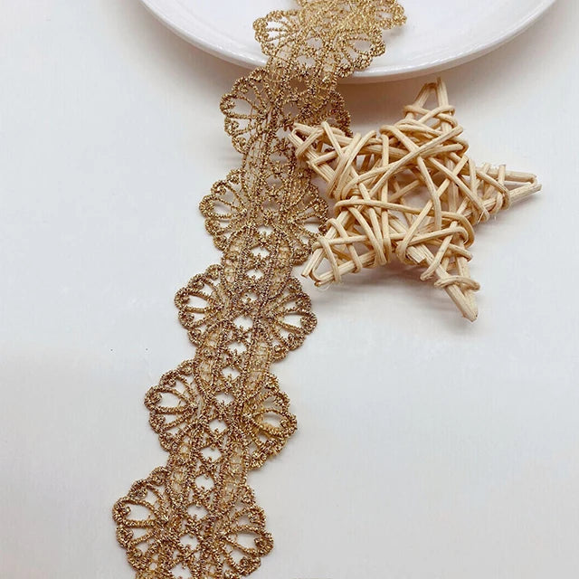 Кийимларни безаш учун янги келган олтин гипур каштадўзлик дантелли трим