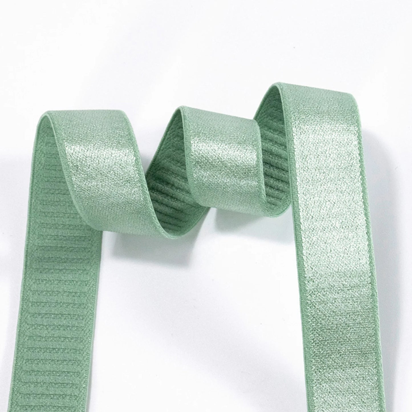 ЖС улгуржи махсус логотипи сирпанишга қарши ялтироқ мат Писот пелуş тўқув нейлон спандекс атлас эластик елка тасмаси тўқув сутен учун