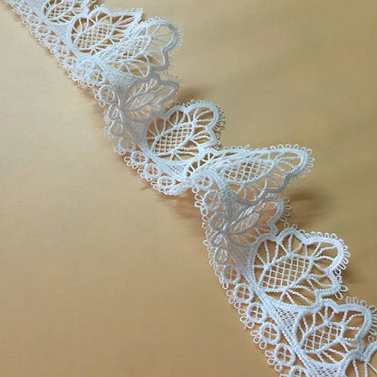 Эластик бўлмаган толали гипурдан тайёрланган дантелли қора ва оқ пойафзал ва сумкаларни тикиш учун