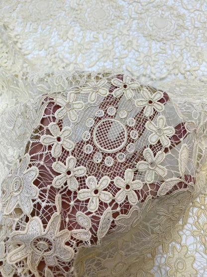 Либослар учун юқори сифатли гипур шнурли дантелли мато