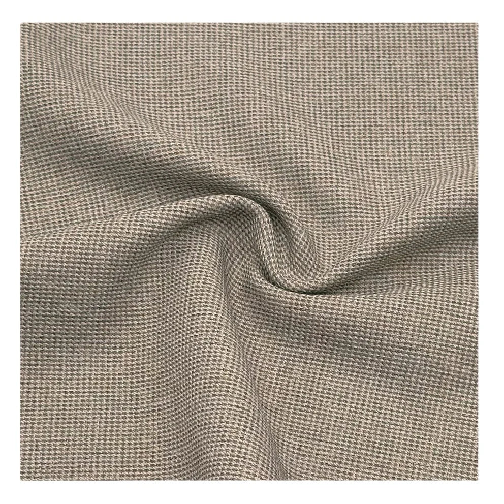 Завод ишлаб чиқариши — 300D катионлик («cationic») полиэстердан тайёрланган, жунга ўхшаш «хундстоут» (thousand bird / houndstooth) нақшли костюм матоси. Профессионал костюм ва формалар учун мос, юқори сифатли полиэстер мата