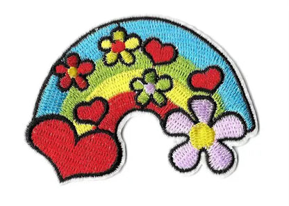 Логотип дизайни билан шахсийлаштирилган каштадўзлик ямоқлари Кийим шляпалари учун дазмолланган. Графикадан эсдалик совғасидан фойдаланиш учун босма техникалар