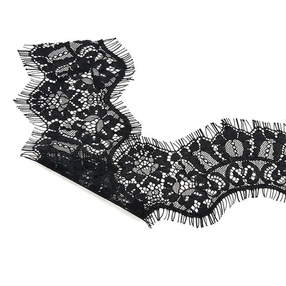 Мода сувли дантелли қора ва оқ кимёвий гипур каштадўзлик дантелли безаклар