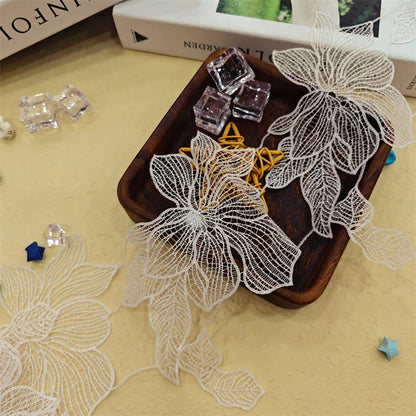 Оқ Полестер гуллар Гипур Швейтсария дантелли DIY лента безаклари