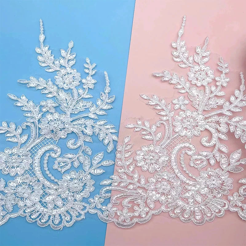 Юмшоқ гипур папатя гулли паетли либослар учун оқ рангдаги дантелли безак