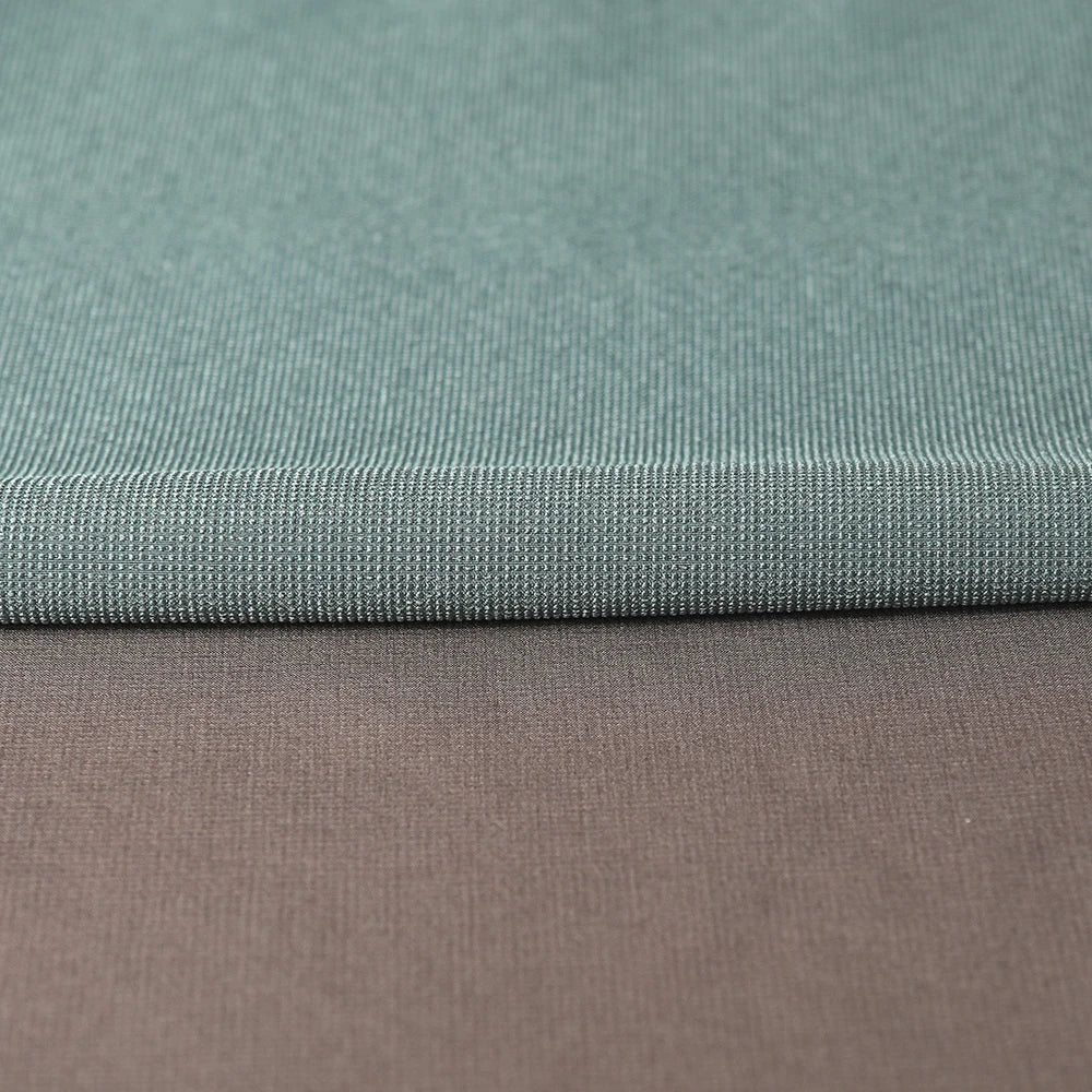 Улгуржи полиэстер терри нуқтали мато — кийим-кечак учун чўзиладиган спандексли мато, ғилдирак (рулон) кўринишида тўқилган текстиль