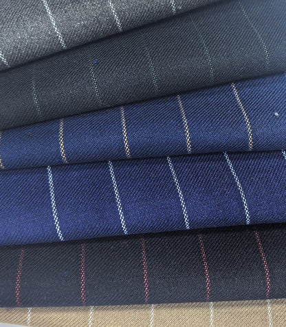 Юқори сифатли TR аралашма — ворстед меринос жуни ва полиэстердан тўқилган полосали мата. Эркаклар костюм ва пиджаклари учун