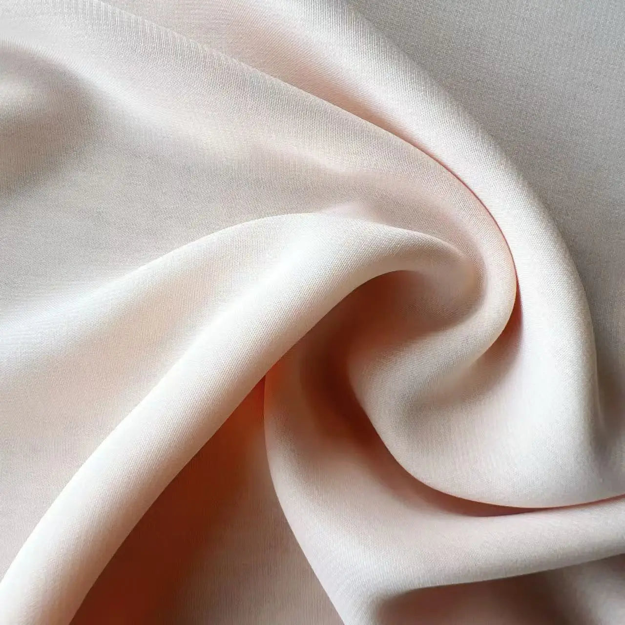 100Д шифонли тўқимачилик кийимлари 100% полестер тўқув матолари аёллар либослари учун астарли мато 8009