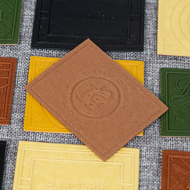 Кийим-кечак учун нақшли дизайн махсус рангли ПУ жинси тери патч