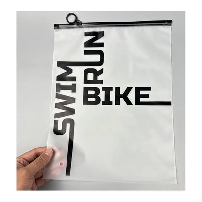 Кастом мат сиртли ПЭ зипперли, қайта ишлатиладиган зиплок пакет — кийим-бош учун мўлжалланган, лого босиш имкониятига эга совуқ кўринишли пластик қадоқлаш қопчаси.