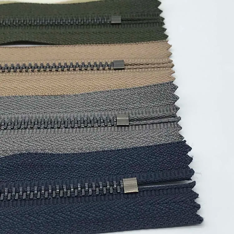 Экологик тоза 3 # 5 # қора гуруч тишлари Жинсый учун махсус ёпиқ учли металл фермуар