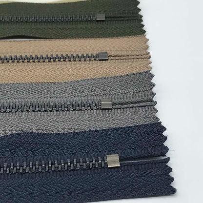 Экологик тоза 3 # 5 # қора гуруч тишлари Жинсый учун махсус ёпиқ учли металл фермуар