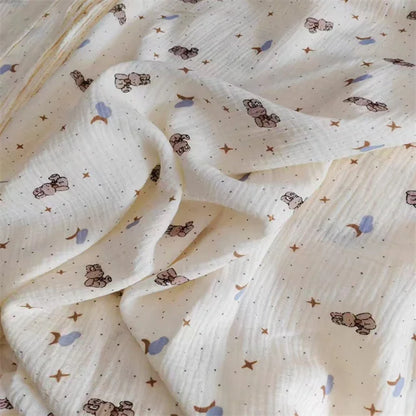 Болалар маҳсулотлари ва ётоқ жиҳозлари учун мўлжалланган 100% пахтадан тайёрланган икки қатламли муслин (газли) материал — рақамли босмага эга, юмшоқ, чўзиладиган ва майин поплин мато