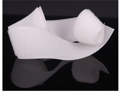 Кенг сотилаётган 100% нейлондан тайёрланган кийим аксессуари — ўта юмшоқ, кастом лого қўйиладиган рангли велкро (илишма) лентаси