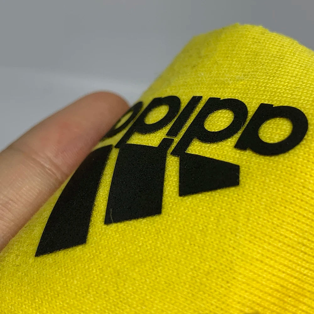 Махсус логотип 3Д иссиқ прессланган ПВХ силикон нишони Кийим ёрлиғи учун дазмолланган каучук ямоқ Махсус бренд нишони