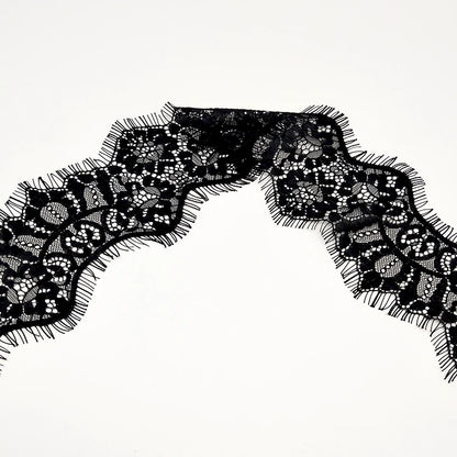 Мода сувли дантелли қора ва оқ кимёвий гипур каштадўзлик дантелли безаклар