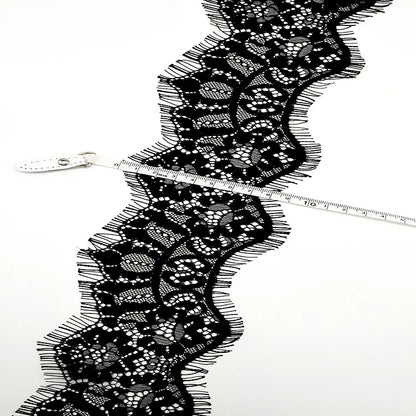 Мода сувли дантелли қора ва оқ кимёвий гипур каштадўзлик дантелли безаклар