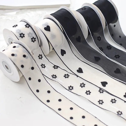 Корея услубидаги 100% полиэстердан тўқилган лента, эни 3,8 см, замонавий босма нақш билан