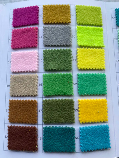 00% полиэстер флис мата — кийим, куртка, ўйинчоқ, уй тўқималари ва қўлда тикиладиган буюмлар учун мос. Юмшоқ, иссиқ сақлайдиган, юқори сифатли материал