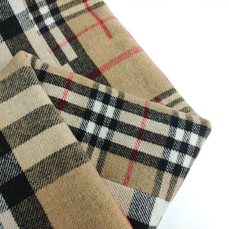 Мода жун мати — полиэстер жаккард, ипдан бўялган 400 GSM катакли нақшли мата. Эркаклар костюм ва пиджаклари учун