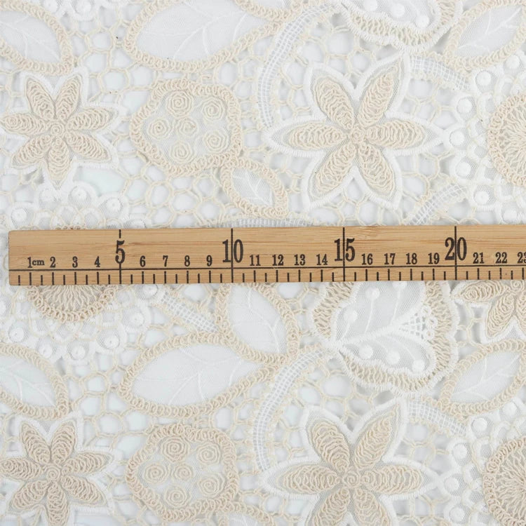 Янги каштадўзлик келин тўй пахта гипури оқ  арқонли кашта тикилган дантеллар либослар учун матолар фонида