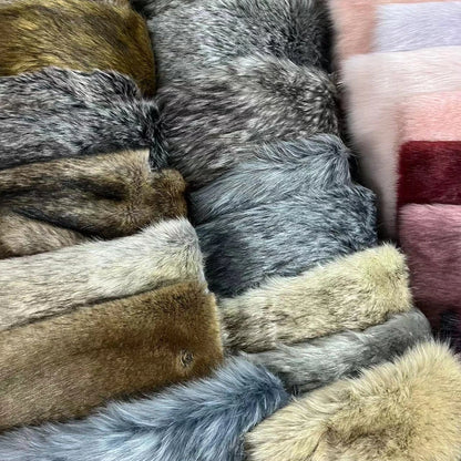 Турли услубдаги, юқори сифатли, баланд юнли аралаш вазнли жасси (sun’iy) мех мати — мода кийимлари ва пальтолар учун