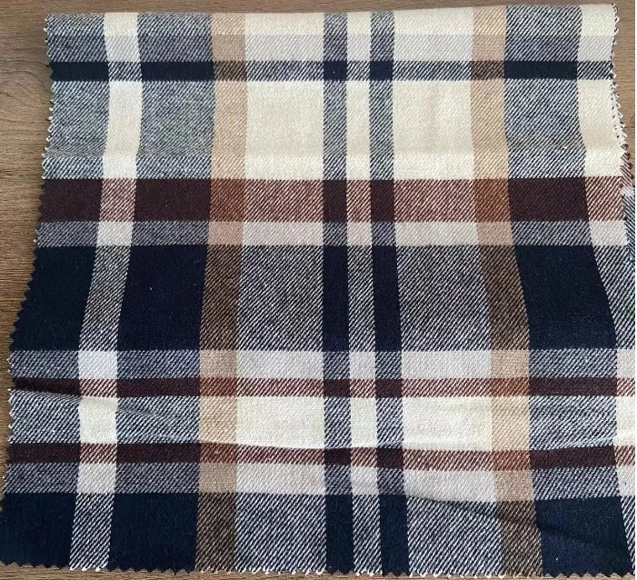 Стокдаги товар: уй кийими учун CVC (пахта-полиэстер) енгил, юмшоқ, катакли дизайнли, юзи юпқача ювилган twill тўқилган кўйлак матос