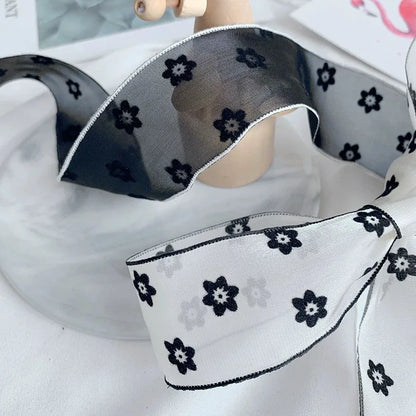 Корея услубидаги 100% полиэстердан тўқилган лента, эни 3,8 см, замонавий босма нақш билан