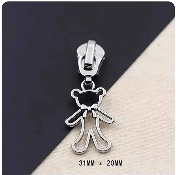 Ҳенгда фабрикаси мослаштирилган мултфилмли фермуарни тортиб олиш боши аксессуарлари Кийим учун металл слайдер Юқори сифатли қотишма фермуар мослаштирилган