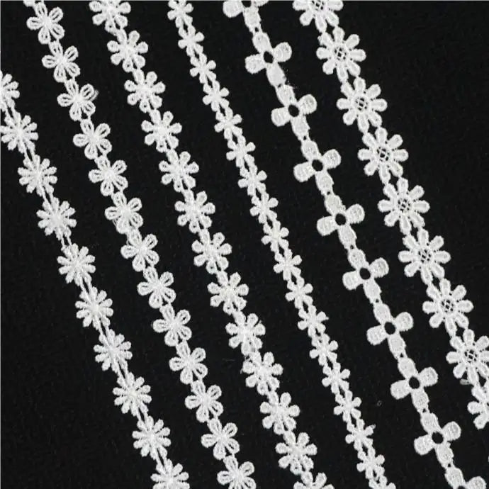 Кичкина кенгликдаги чегара гипур каштаси Сувда эрувчан СУТИ ипли дантелли трим Барқарор полестер дантелли трим Дантелли