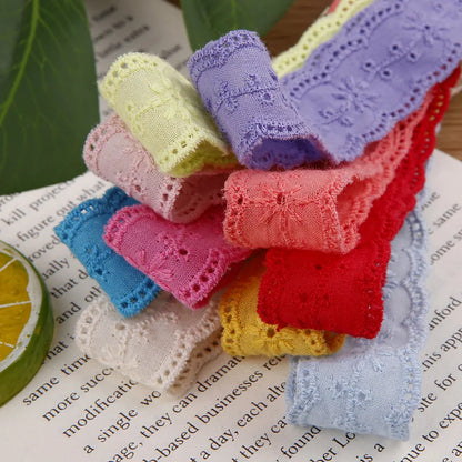 Эластик гипюр кружево — аёллар либослари учун чегарали, тўқима ва безакли кружево мато