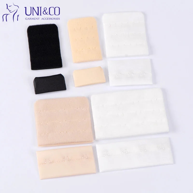 Ички кийим аксессуари — орқа томони юмшоқ қилиб ишланган ички кийим учун илгак ва қулф (hook and eye) тўплами. Полиэстердан тайёрланган ланжери учун махсус қотиргич лентаси