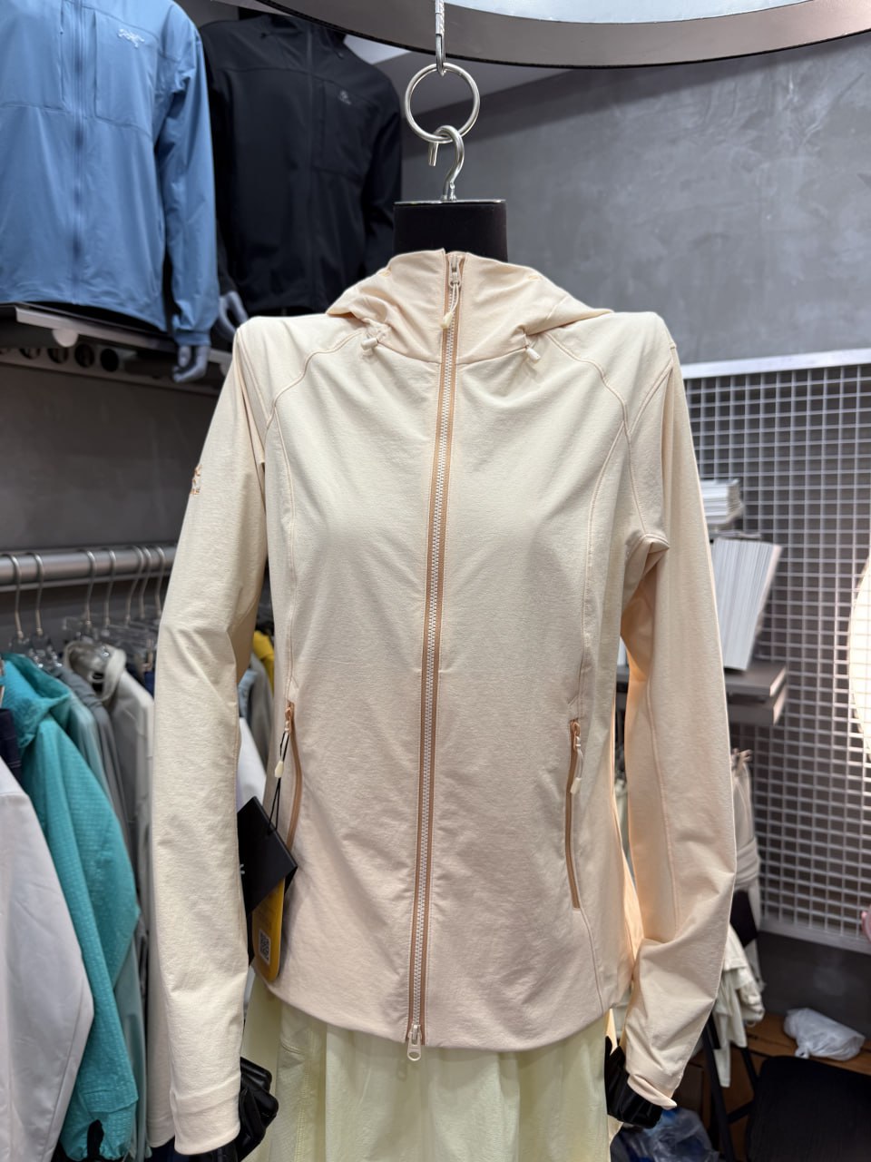 Модел номи: Y320